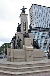 R021101-19.JPG